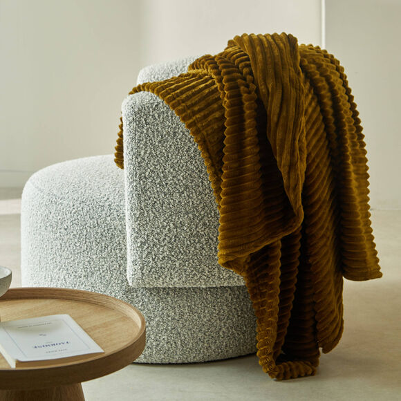 Plaid met ribbeleffect en pluchetouch (oker)