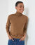 Pull col roul&eacute;, toucher doux (noisette)