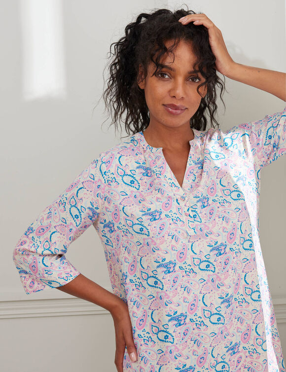 Chemise de nuit manches 3/4,  imprimé cachemire (écru / rose)