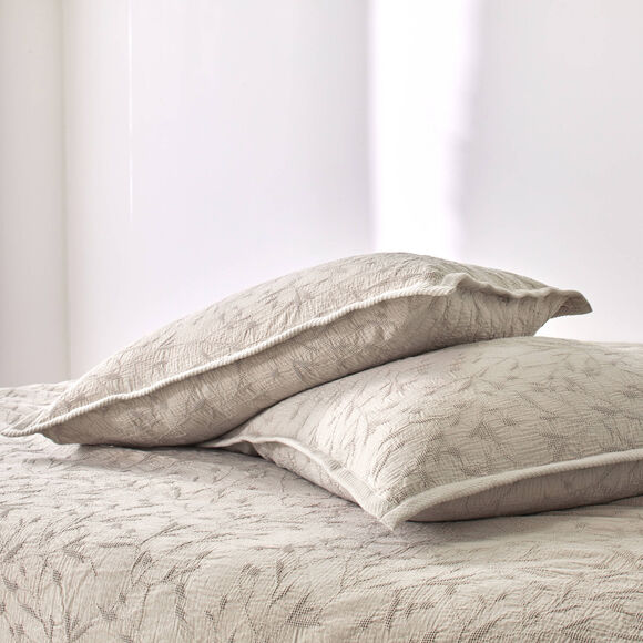 Jet&eacute; de lit jacquard gaufr&eacute; "feuillage" (beige)