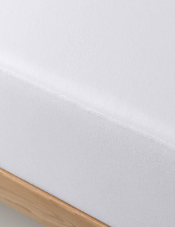 Ondoorlatende matrasbeschermer "Respira" in jersey (wit)