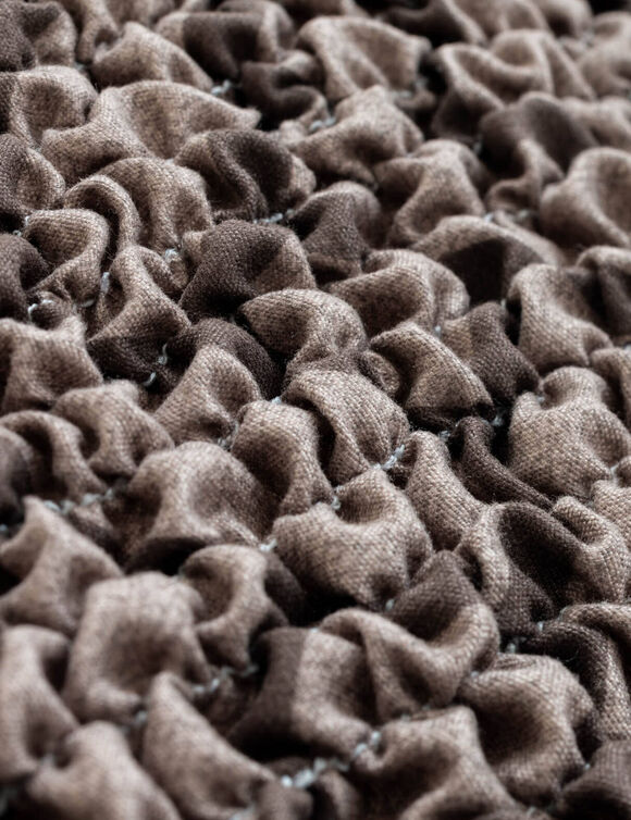 Housse bi-extensible microfibre gaufrée graphique pour fauteuil et canapé (chocolat)