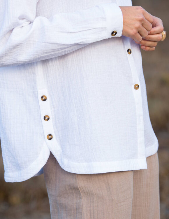 Chemise boutonnée unie, gaze de coton (blanc)