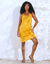 Robe courte évasée décolleté macramé, unie (safran)