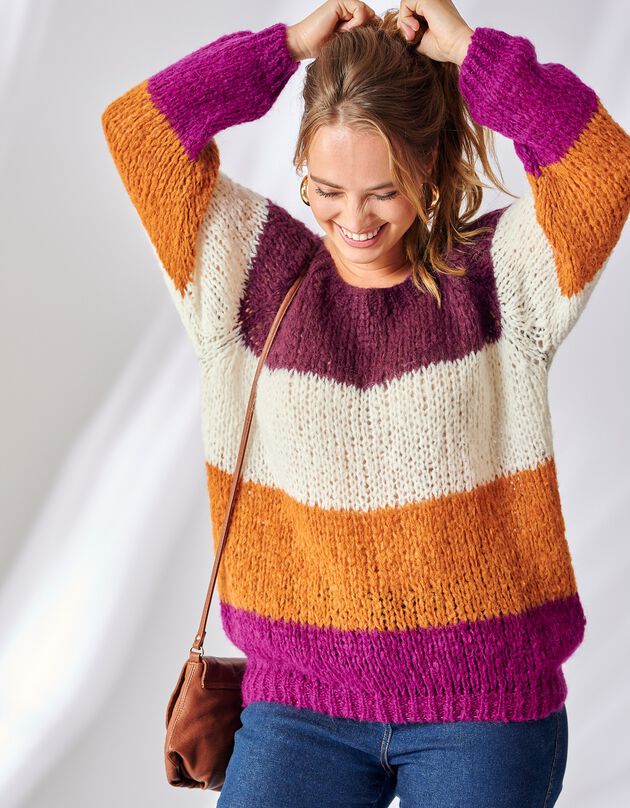 Pull tricot à larges rayures, violine / écru Pull tricot à larges rayures, violine / écru, hi-res