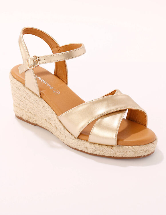 Sandalen met sleehak en gekruiste riempjes (goudkleurig)