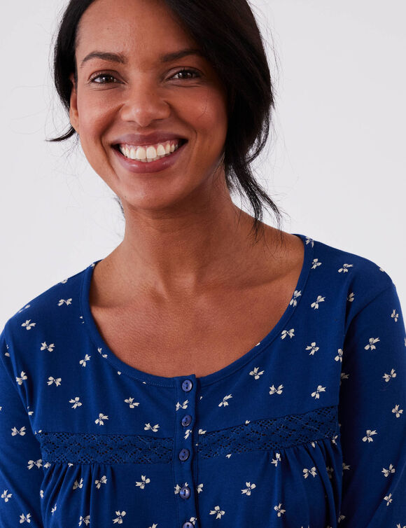 Chemise de nuit longue manches longues imprimé nœuds (marine)
