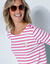 Marine-T-shirt met goudkleurig hartborduursel (wit / framboos)