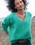 Trui in loose model met V-hals, patenttricot met mohairtouch (smaragdgroen)