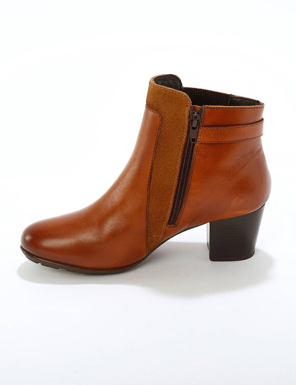 Elastische, leren boots in 2 materialen, met gesp en hak (karamel)