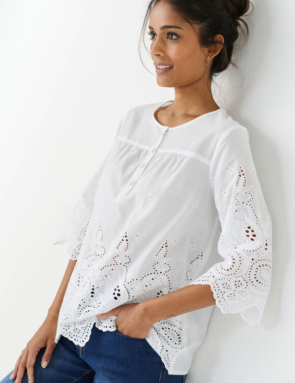 Blouse unie manches 3/4, broderie anglaise (blanc)