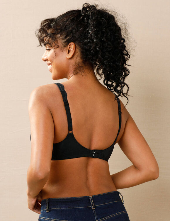 Soutien-gorge embo&icirc;tant en maille satin&eacute;e et dentelle &laquo;&nbsp;Stelina" - avec armatures (noir)