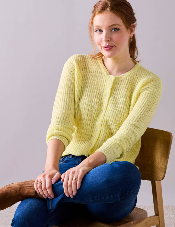 Cardigan boutons perles fantaisie, maille anglaise toucher doux (jaune pâle)