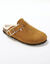 Chaussons fourr&eacute;s forme sabot, cuir su&eacute;d&eacute; (caramel)