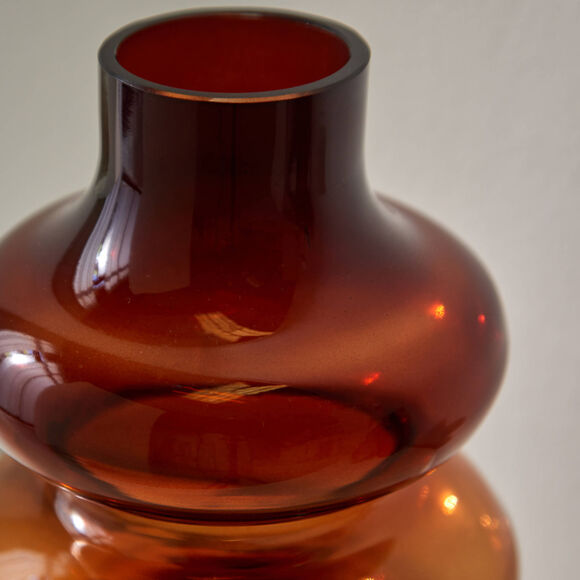 Vase ondul&eacute; en verre ambr&eacute; (ambre)