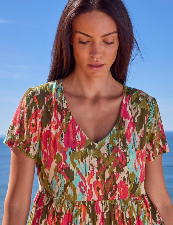 Robe col V longue imprim&eacute;e, cr&eacute;pon (kaki / rose)