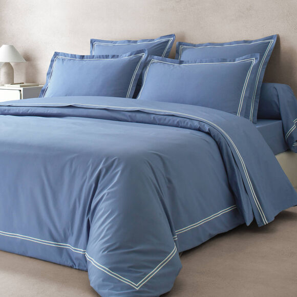 Effen tweepersoonsbeddengoed met dubbele stiknaad &ndash; katoenbatist 80 draden/cm&sup2; (blauw / wit)