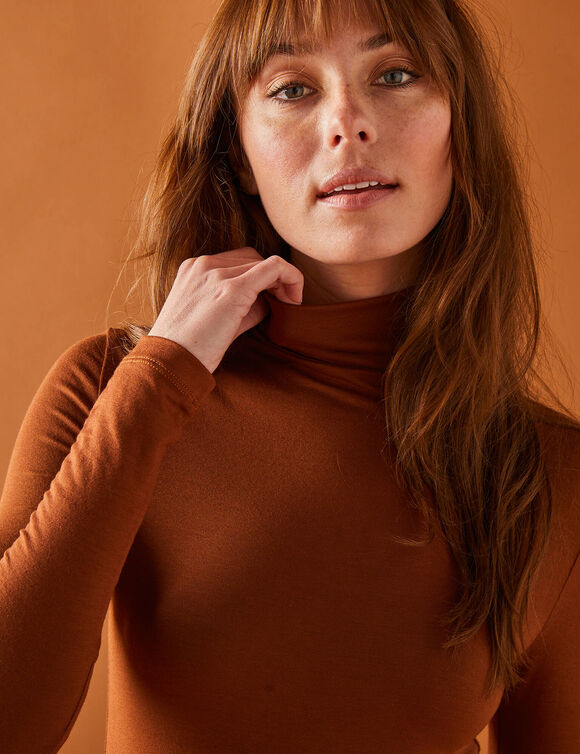 Sous-pull uni col roulé stretch (caramel)