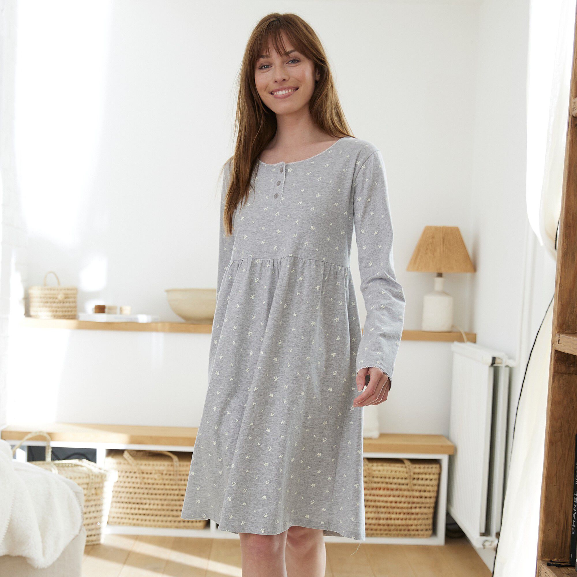 Chemise de nuit manches longues coton imprim fleuri col boutonn gris chin Blancheporte
