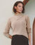 Trui met asymmetrische kraag en knoopdetails (beige)