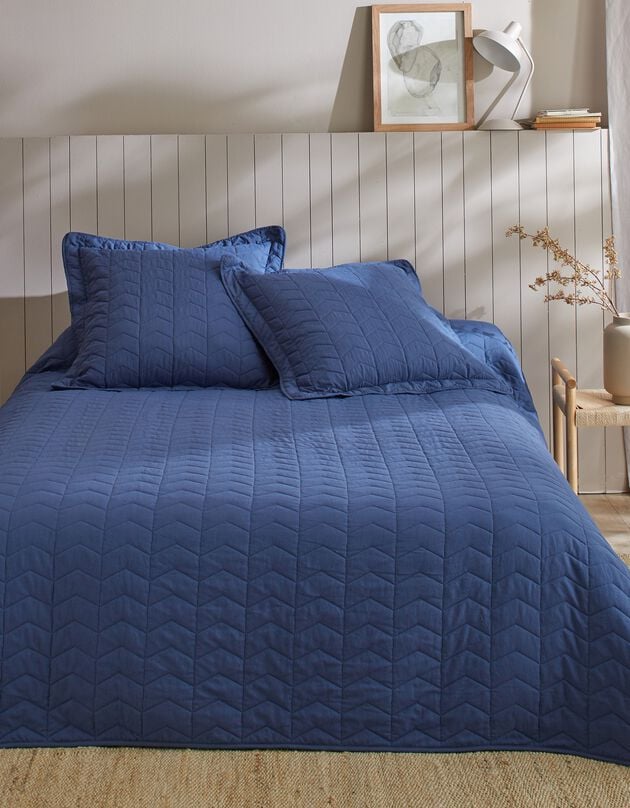 Effen deken, gematelasseerd met geometisch reliëfmotief (marineblauw)