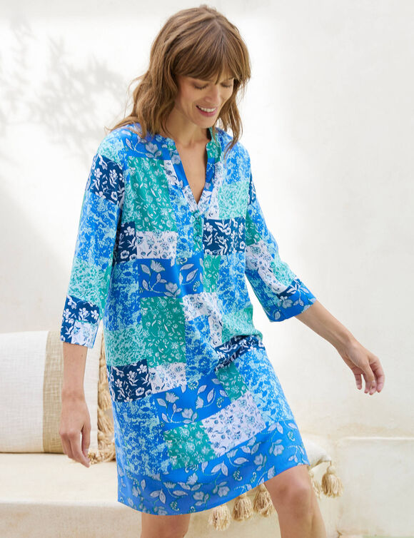 Chemise de nuit forme liquette imprimé patchwork (bleu)
