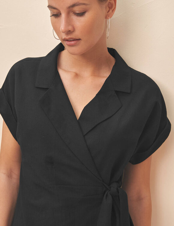 Chemisier manches courtes, d&eacute;tail nou&eacute; (noir)