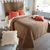 Couvre-lit uni style boutis Cassandre (taupe)