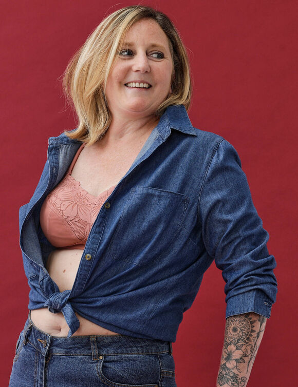 Soutien-gorge post-op&eacute;ratoire forme embo&icirc;tante en dentelle et microfibre - sans armatures (grenade)