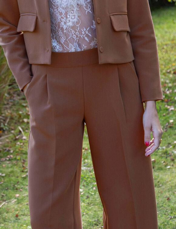 Pantalon large &agrave; pinces taille haute, uni (moka)