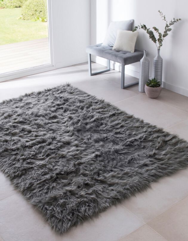 Hoogpolig tapijt (grijs)