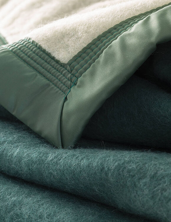 Tweekleurig deken in wol 600g/m2 (groen)