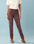 Rechte broek met uitsnijdingen, speciaal voor kleine maten (chocolade)