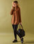 Blouse imprimé graphique col tunisien, crêpe (noisette / noir)