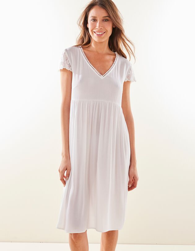 Nachehtme in crepon van viscose en macramé (wit)