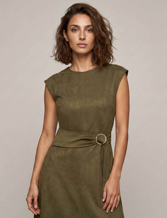 Robe longue &eacute;vas&eacute;e, sans manches, su&eacute;dine (kaki)