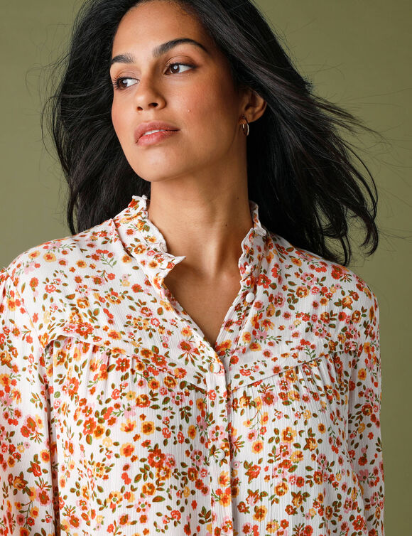 Blouse volantée imprimée, crépon (écru / miel)