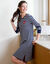 Chemise de nuit manches longues, ray&eacute;e (marine)