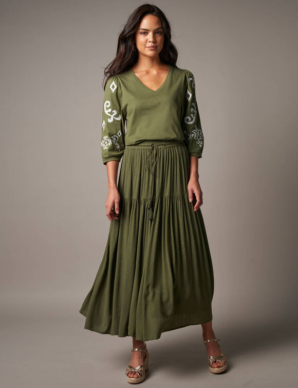 T-shirt col V en coton, manches brod&eacute;es (kaki / &eacute;cru)