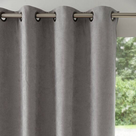 Verduisterend en isolerend gordijn, afgewerkt met oogringetjes (parelgrijs)