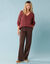 Trui met V-hals, 'loose' volume, in fantasie pareltricot (vijgenkleur)