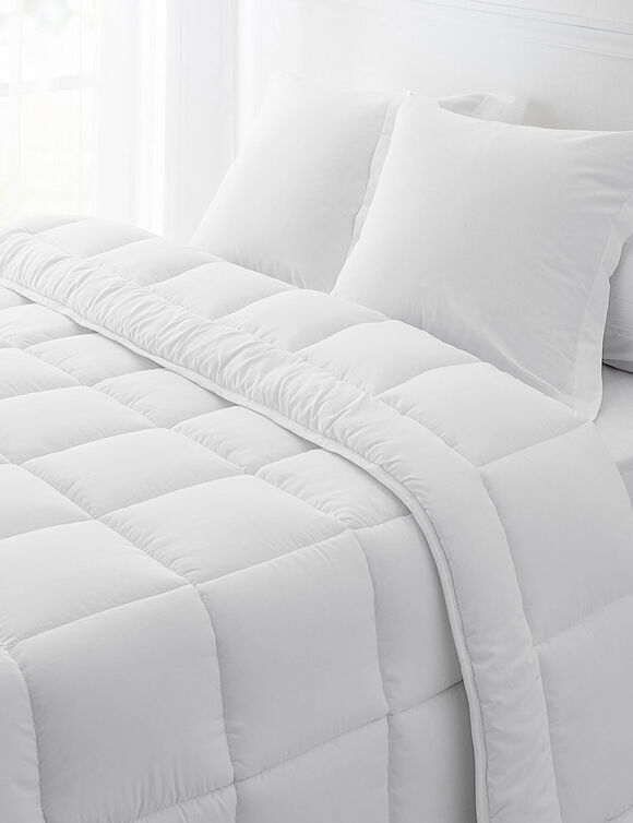 Synthetisch dekbed Courtelle 500 g/m2 (wit)