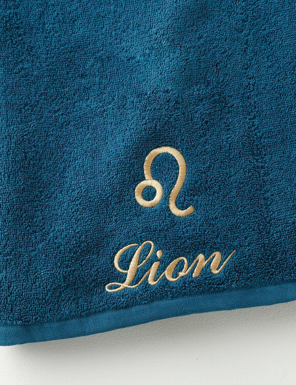Handdoeken met "Lion" borduursel - 420 g/m2 (pauwblauw)