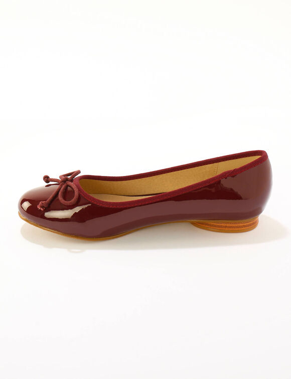 Ballerines plates vernies à noeud (bordeaux)