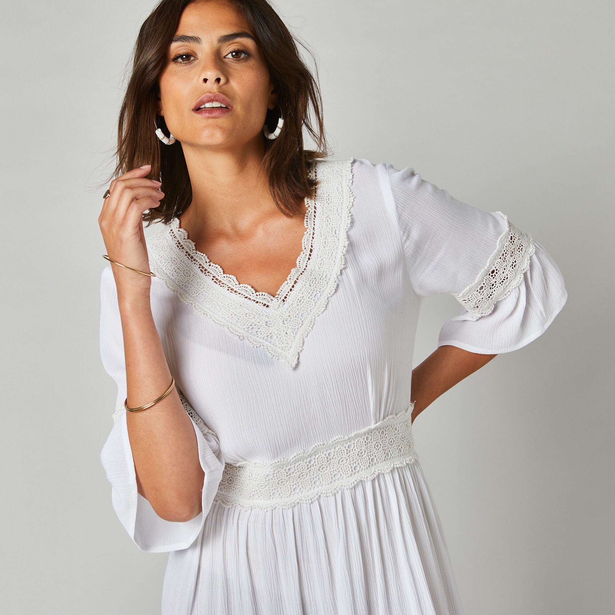 Effen korte jurk met macram in crepon ecru Blancheporte