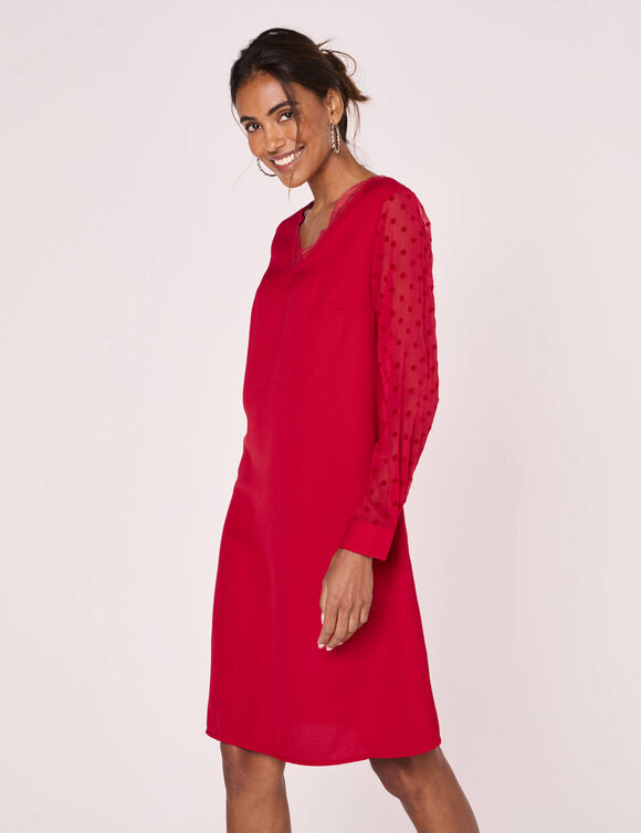 Jurk met mouwen in plumetis (rood)