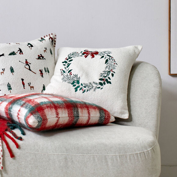 Kussen in katoenen lusjesstof, kerstborduursels (ecru / rood / groen)