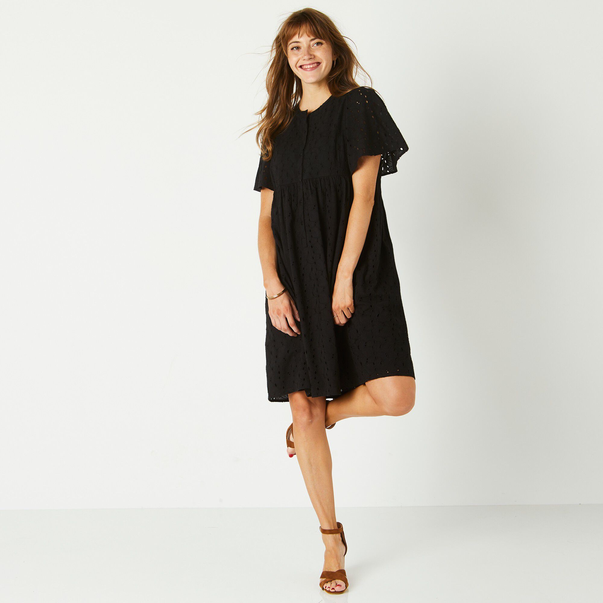 Robe noire broderie anglaise store
