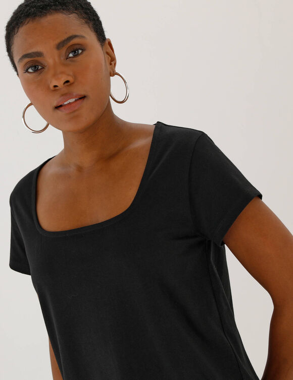 T-shirt col carr&eacute;, manches courtes (noir)