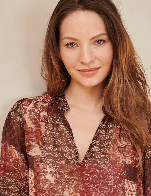 Blouse col montant, imprim&eacute; patchwork (gr&egrave;ge / chocolat)